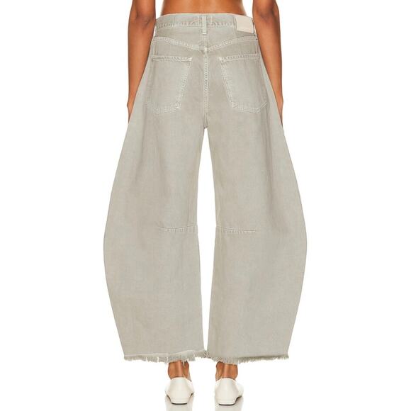 Citizens of Humanity Horseshoe Raw Hem Jeans in Cinder Size 27 **READ** - Picture 3 of 16